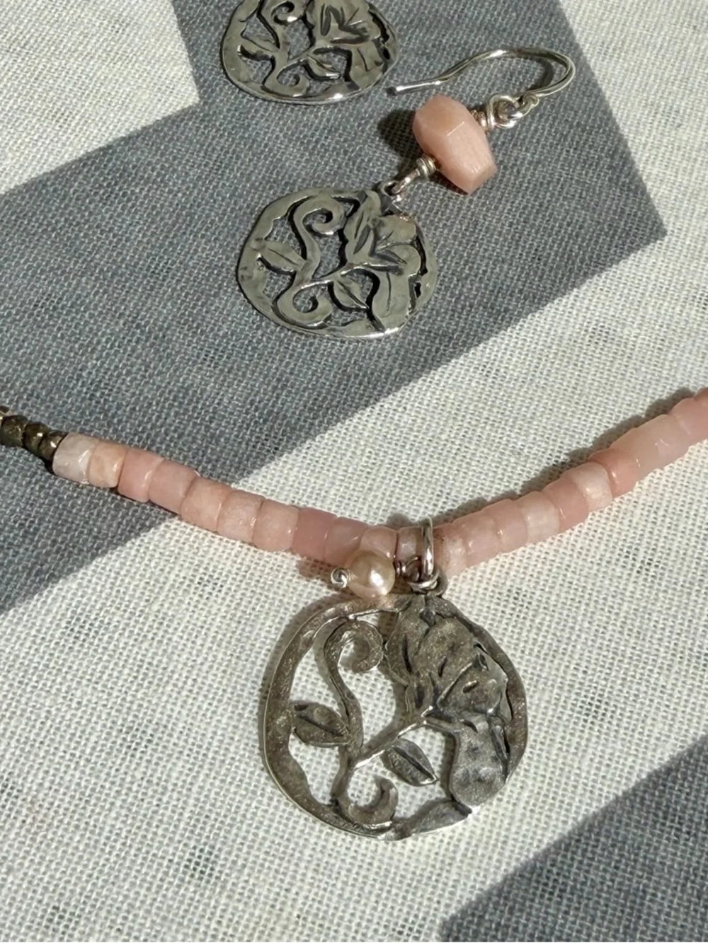 Silpada Pink Beaded Necklace with Silver Filigree Pendant and Matching Earrings - Picture 4 of 11